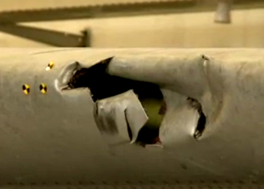 mh17-left-wing-damage-hall.png